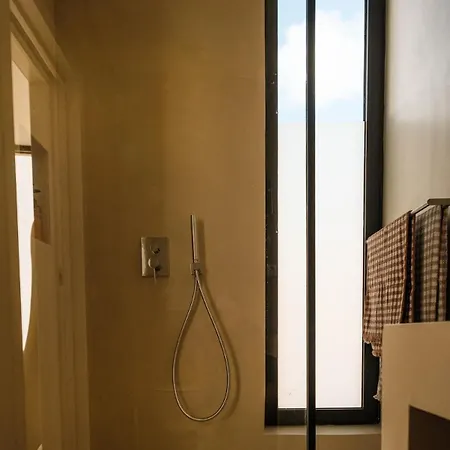 Simone - 3 - Piscine Chauffee Lajares