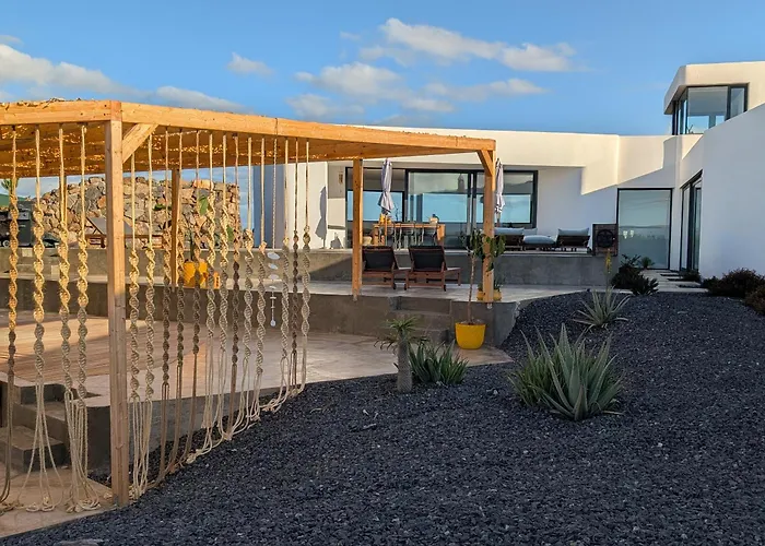 Simone - 3 - Piscine Chauffee Villa Lajares